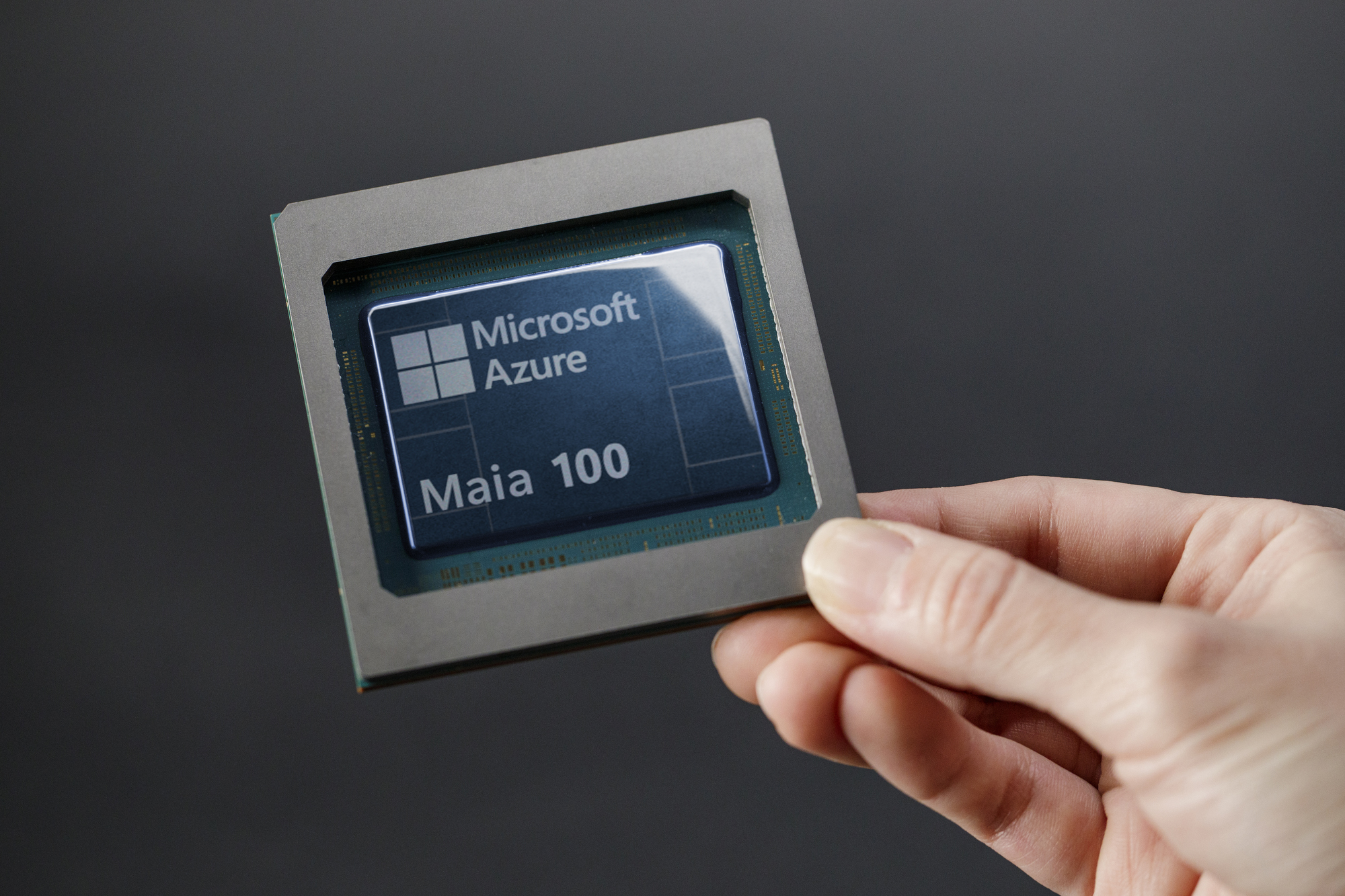 Microsoft-Azure-Maia
